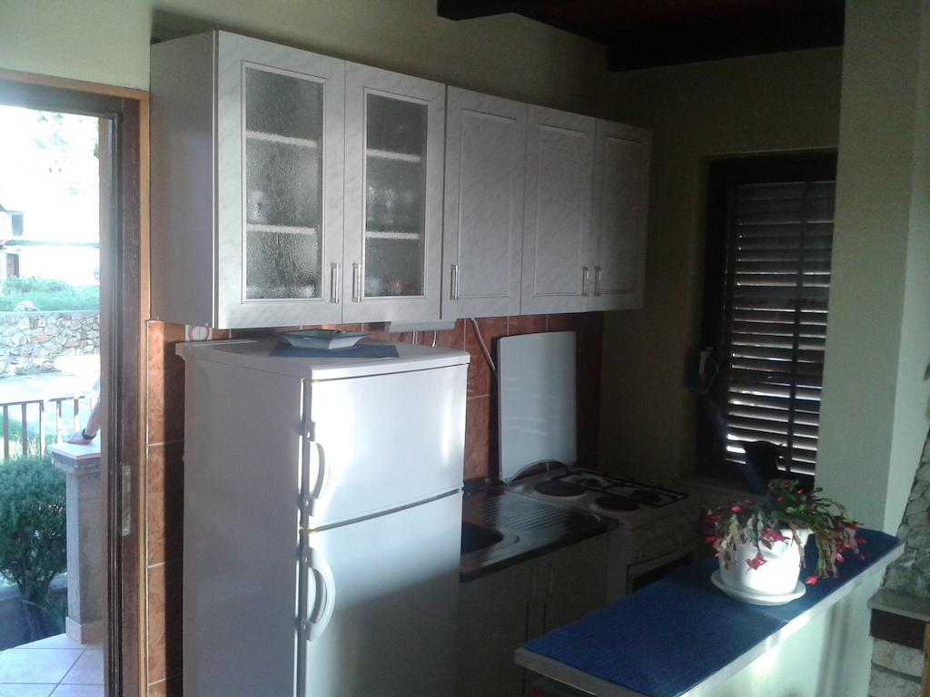 Apartments Zdenka ロゴズニッツァ 部屋 写真
